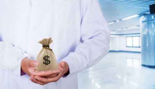 1614562713718697.jpg 赴美就医1.jpg