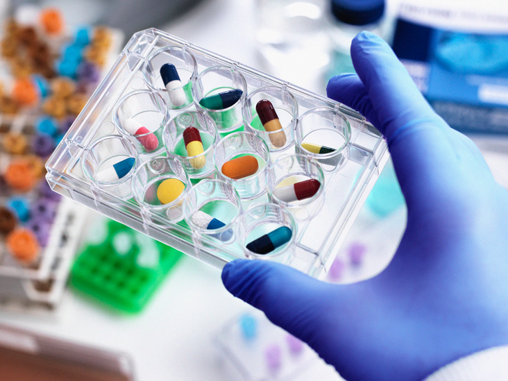 Pills-Research-Glove-732x549-Thumbnail.jpg
